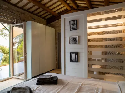 Mike's Dinghy House Hotel dekat Fino