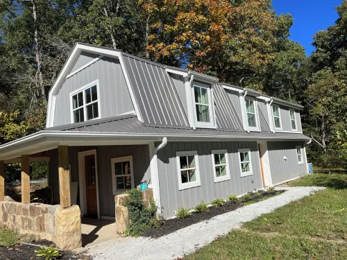 Quaint and Cozy 3-bedroom home loaded with charm and amenities in  Coalmont