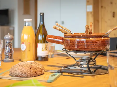 Austral 105 Отели в г. Леитрон