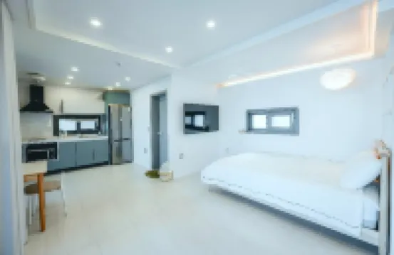Geojedo Jihae Pool Villa