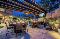 8BR/5.5Bath Savage w/HEATED POOL/Arcade/HotTub