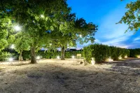 Romantic Trullo in Ancient Farm with Pool and Tennis Court