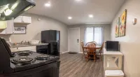 Beautiful Apartments in Thorsen Road Maine فنادق في Ellsworth