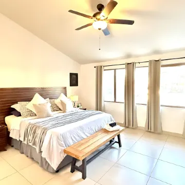 Luxurious 2 Bedroom Ajijic Home - Bikes - Huge Patio - Gym - Pickleball Court