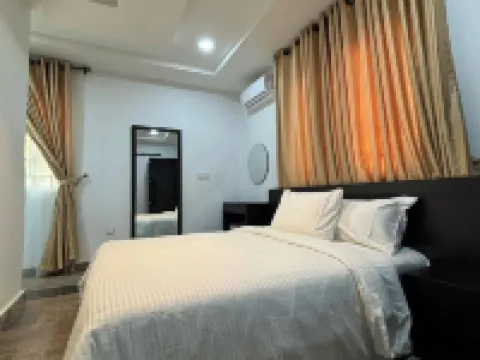Kenora Luxury Apartments Hotels near Kubwa General Hospital
