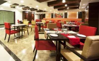 The Golden Plaza Hotel