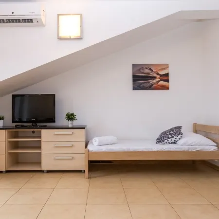 Maru Apartments