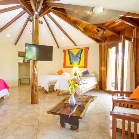 Tamarindo Village Hotel Отели в г. Тамариндо