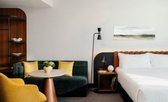 Crowne Plaza Adelaide Mawson Lakes
