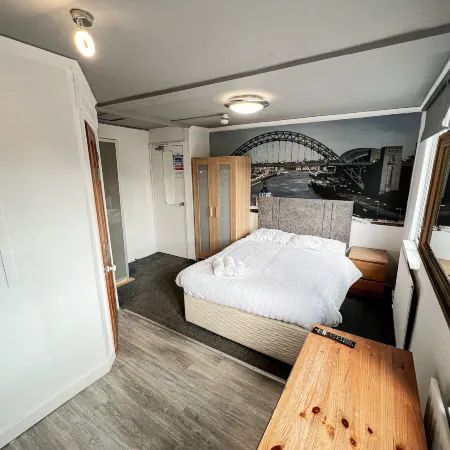 Hansen Hotel