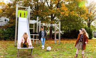 Family Villa + Sauna & Sunroom