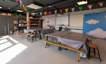 Beautiful Lodge With Hammock, Near the Beach