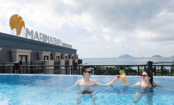 Marina Bay Con Dao