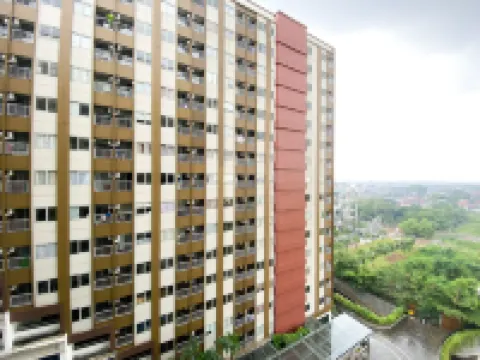 Minimalist Studio Room LRT City Jatibening Apartment