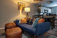 3-bedroom Cody getaway! Centrally located, close to the river!