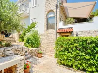 Blissful Bay Apartments Vrboska - 3-Star