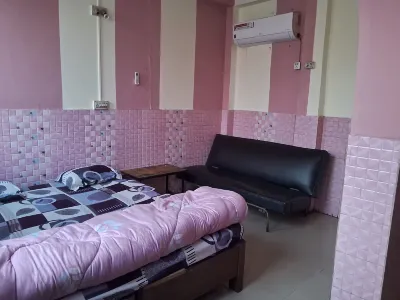 Hotel Shah Paradise Hotels in Bahuari