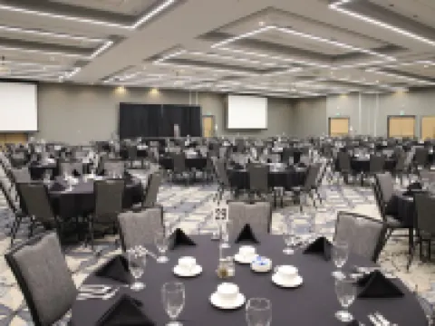 Holiday Inn & Suites CEDAR FALLS-WATERLOO EVENT CTR by IHG Hotels in Cedar Falls
