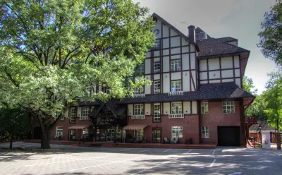 Park-Hotel Golosievo Hotels near Mariyinsky Palace