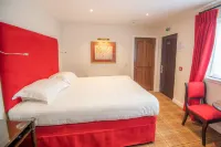 The Skye Inn Hotels in Portree