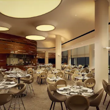 DoubleTree by Hilton Wroclaw