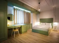 Allure Central Boutique Hotel - شرفة