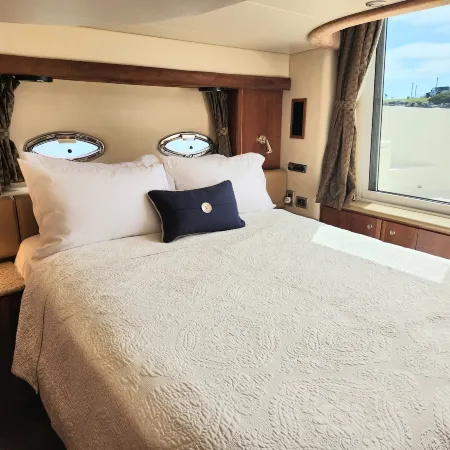 Dockside Boat & Bed Long Beach