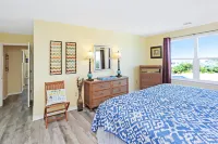 Coastal Sunshine by Pristine Properties Vacation Rentals