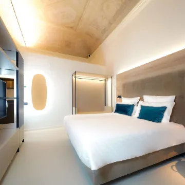 Bergamo Inn 21