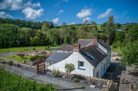 Tucking Mill - 3 Bedroom - Stepaside