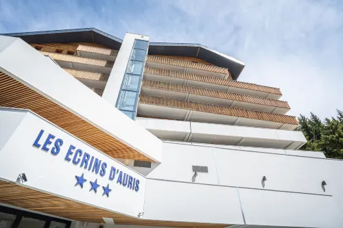 Vacancéole - les Ecrins d'Auris Hotels in Isere