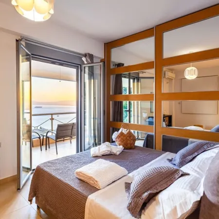 Aigli Luxury Villa - Seaview Panoramic Retreat