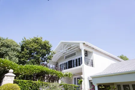 Burkleigh House Отели рядом с достопримечательностью «Йоханнесбург Зу»