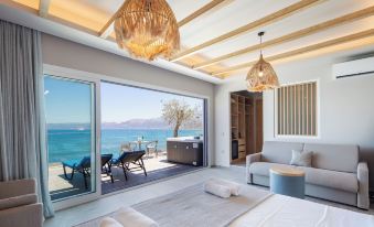 Skipper Beachfront Suites