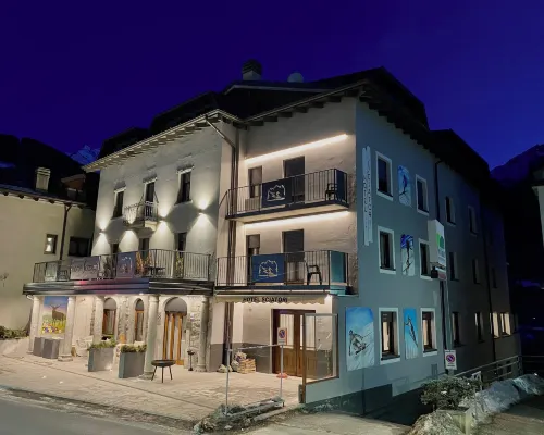 Hotel Sciatori 3 Stelle Superior Hotels in Temù