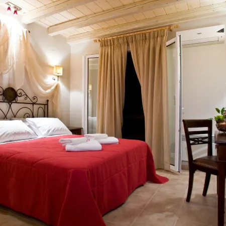 Apelon Tiritas Villas