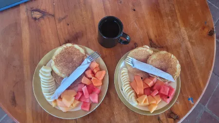 Hostal Sweet Dreams Отели рядом с достопримечательностью «Porta Hotel del Lago»