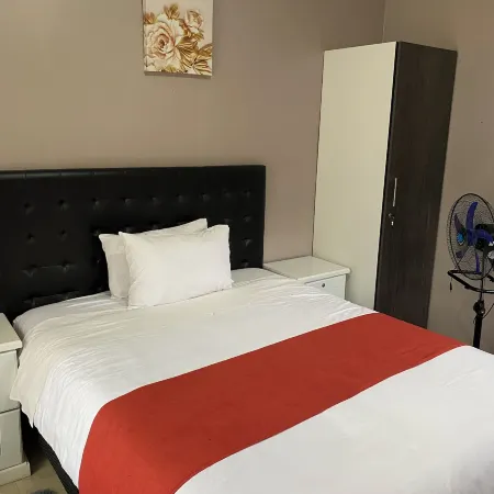 Las Palmas Guest House
