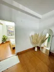 Local Me - Exclusive Centre Room