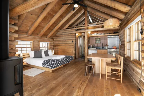 希望谷孤寂飯店