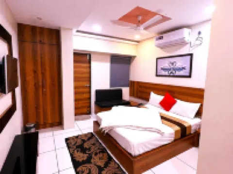 Hotel Vandana Palace Hotels in Surendranagar