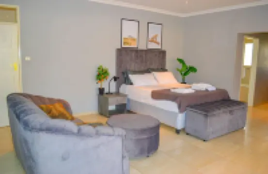 Mount Pleasant - Luxurious 4-Bed Villa