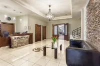 Hotel Modrzewiowy Dwór - ที่มีบาร์