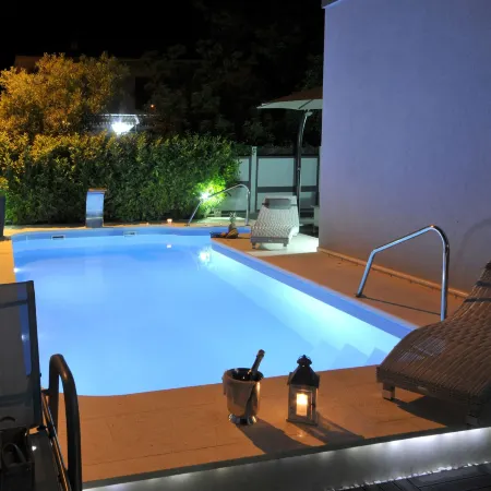 Apartments & Rooms Villa Maslina