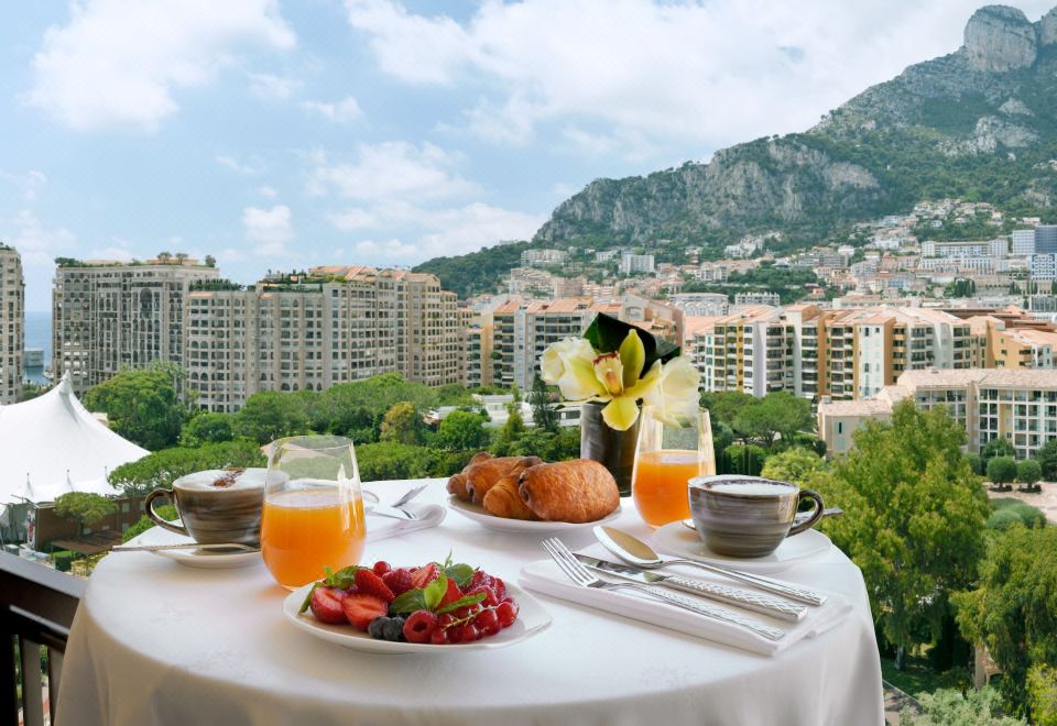 콜럼버스 호텔 몬테카를로