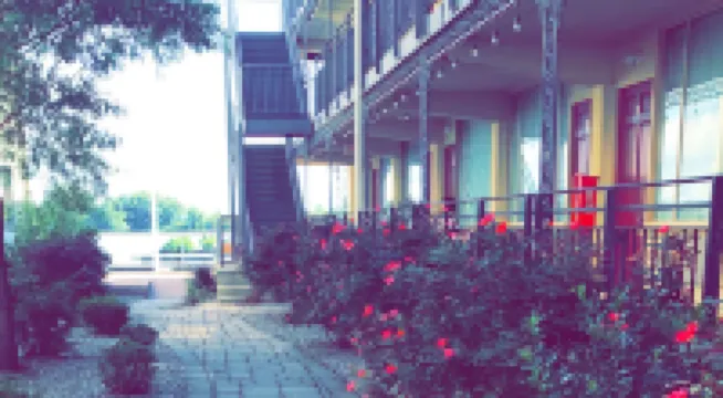 에어포트 워터프론트 인 티니컴타운쉽 호텔