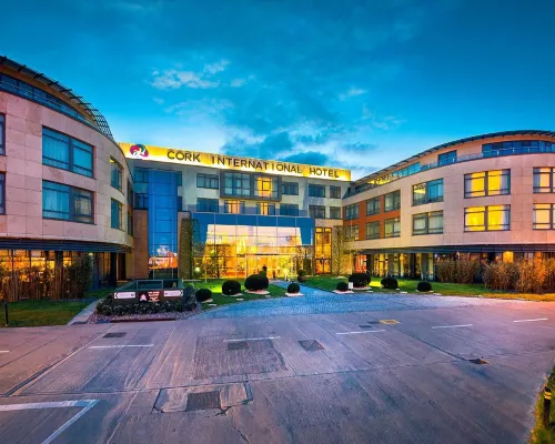 コーク インターナショナル ホテル コークのホテル