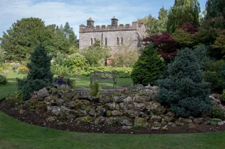 Stafford House Guest House Отели в г. Пенрит