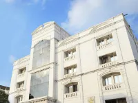 Taz Kamar Family Hotel Các khách sạn gần Trung tâm mua sắm T-Nagar