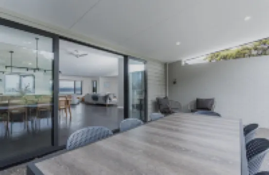 温哥華盡頭民宿系列